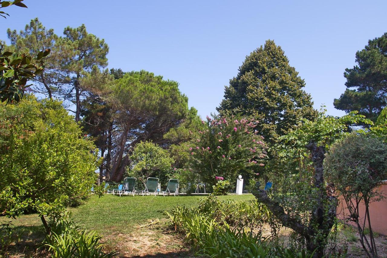 Villa Leda Karousades  ภายนอก รูปภาพ