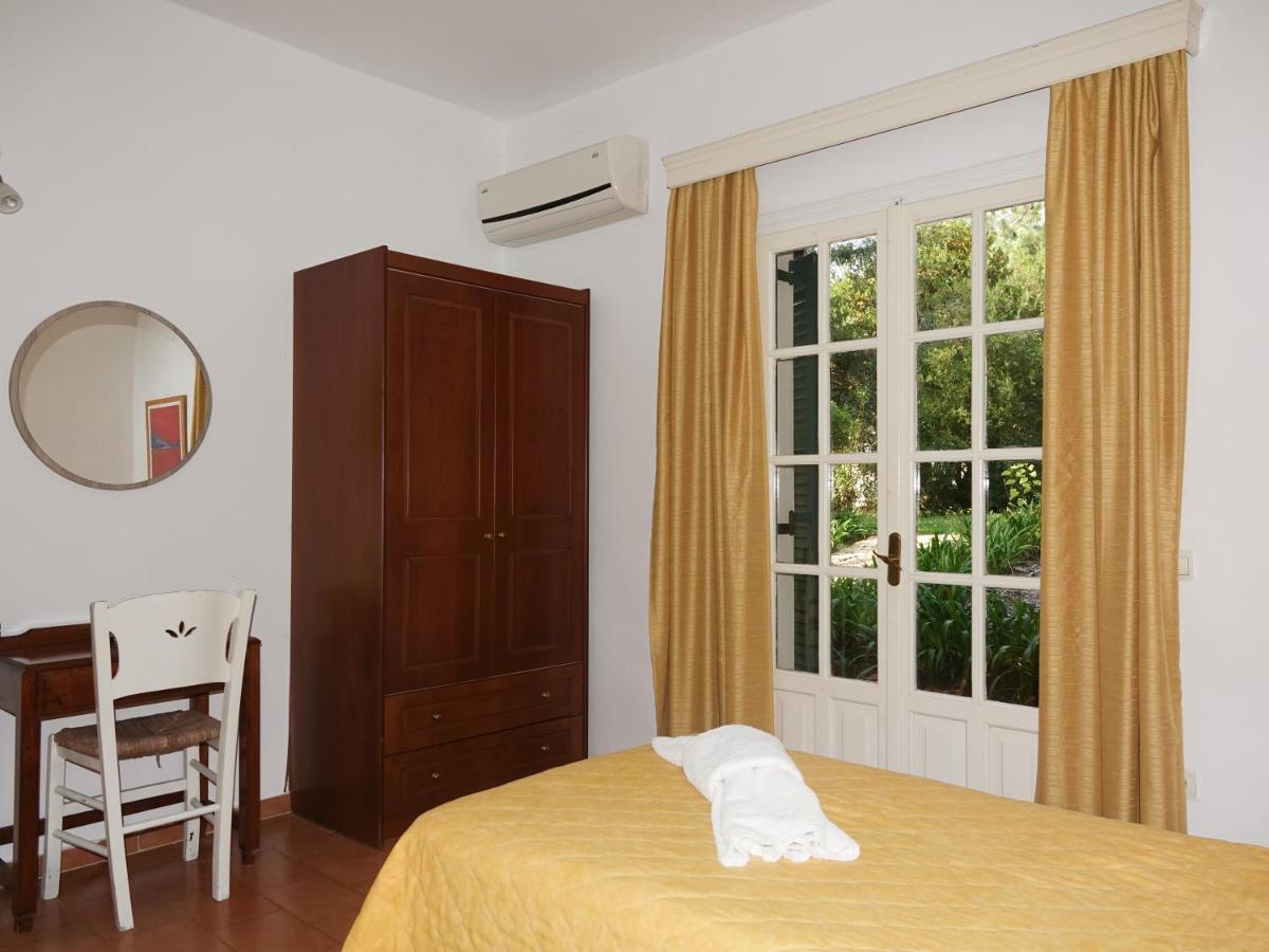 Villa Leda Karousades  ภายนอก รูปภาพ